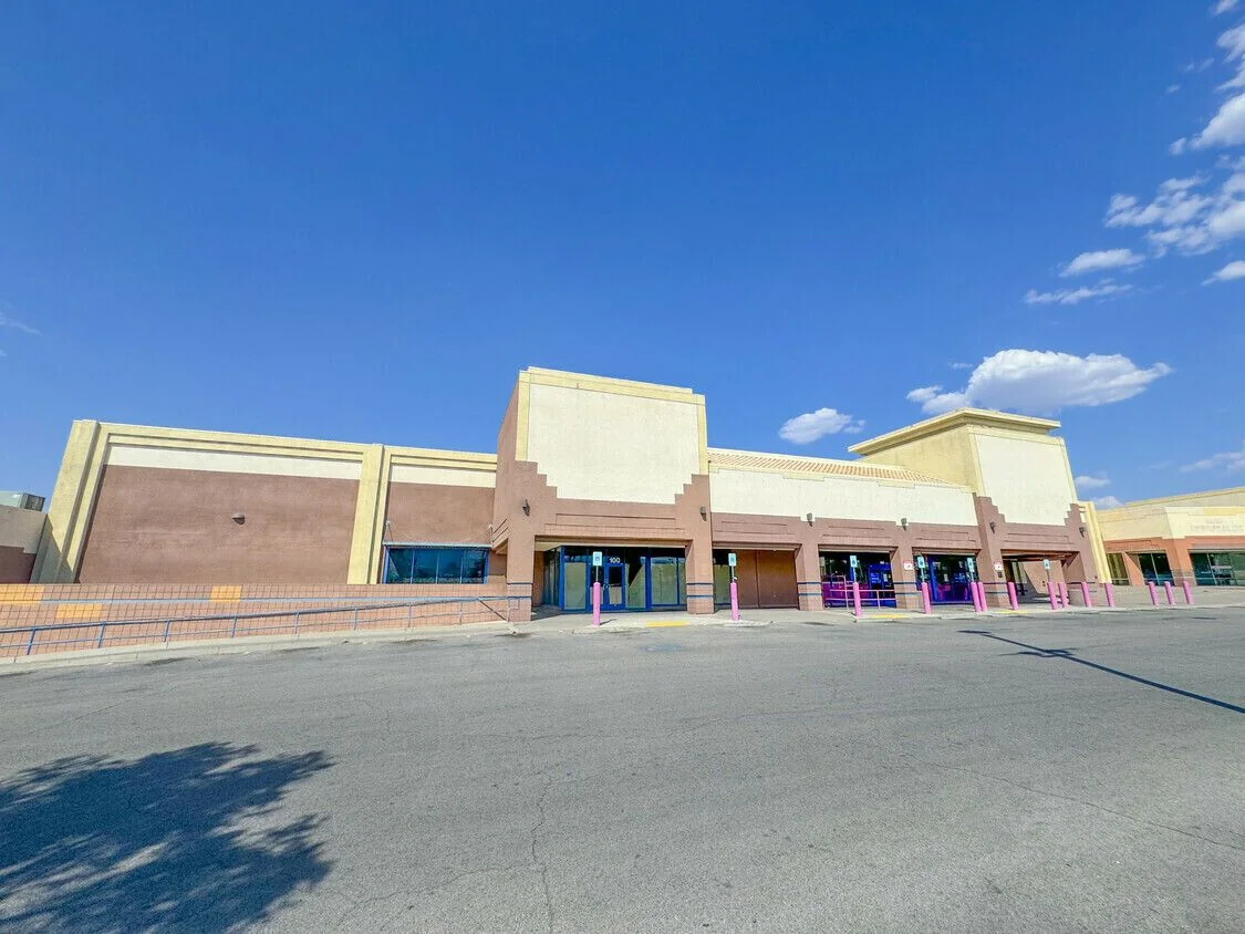 Anchor Opportunity at Boulder Marketplace — Lease in Henderson, NV, photo 2 of 8