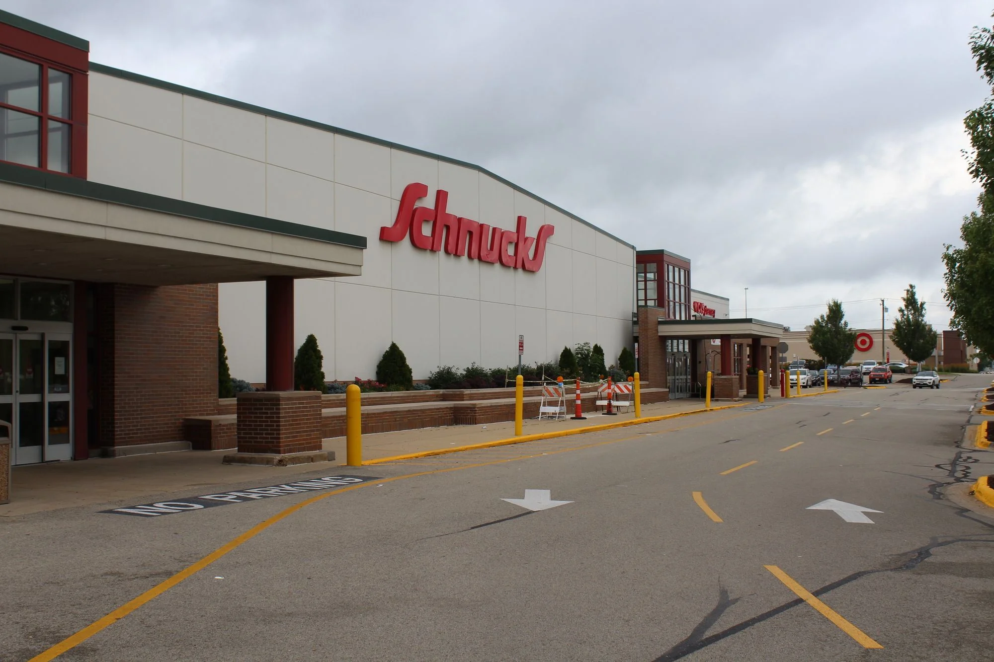 State Street Marketplace — Lease in Rockford, IL, photo 2 of 5