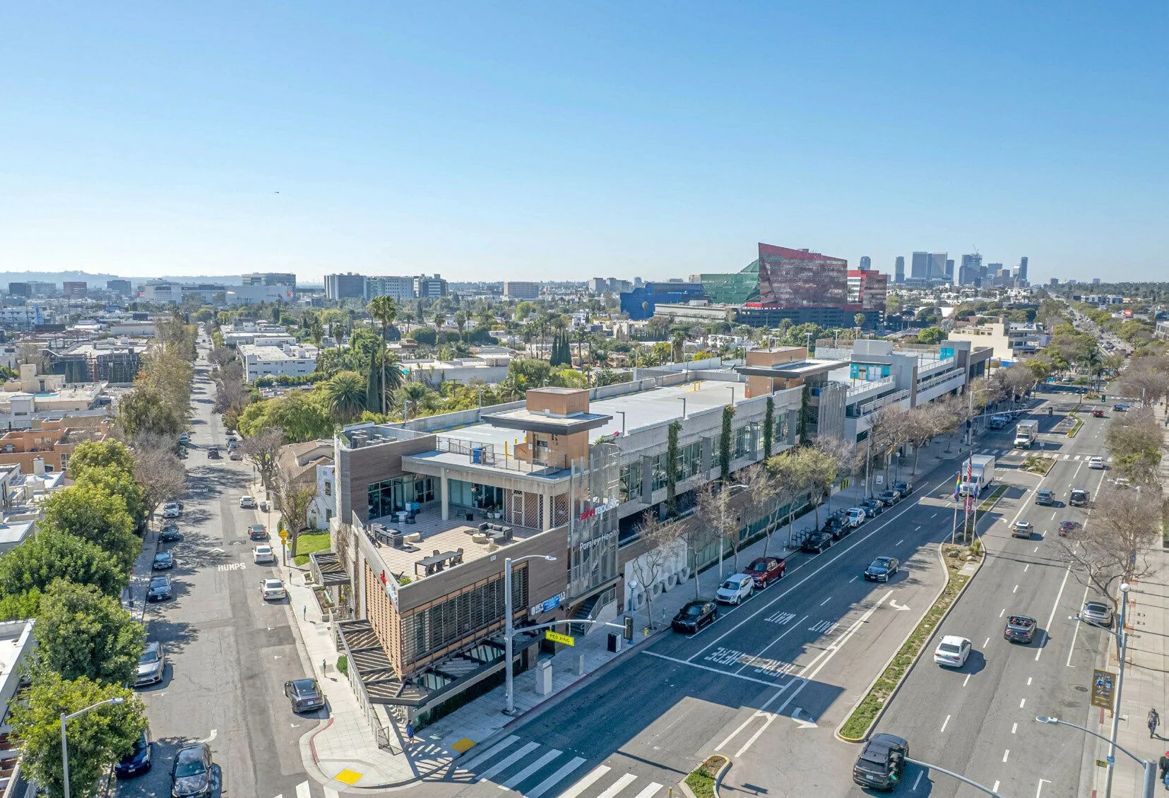8576-8594 Santa Monica Boulevard — Lease in West Hollywood, CA, photo 1 of 2