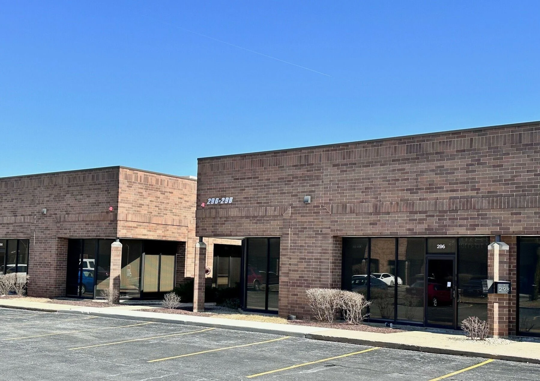 Howard O’Hare Business Center — Lease in Des Plaines, IL, photo 2 of 6