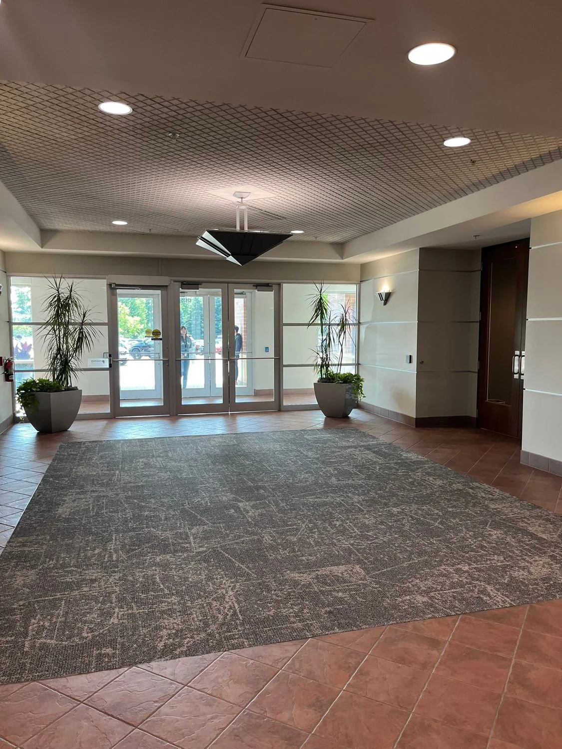Pinnacle II — Lease in Brookfield, WI, photo 3 of 6