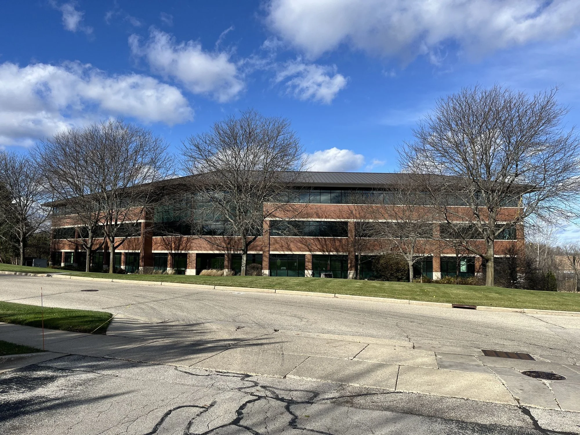 Pinnacle I - office for sale in brookfield, WI