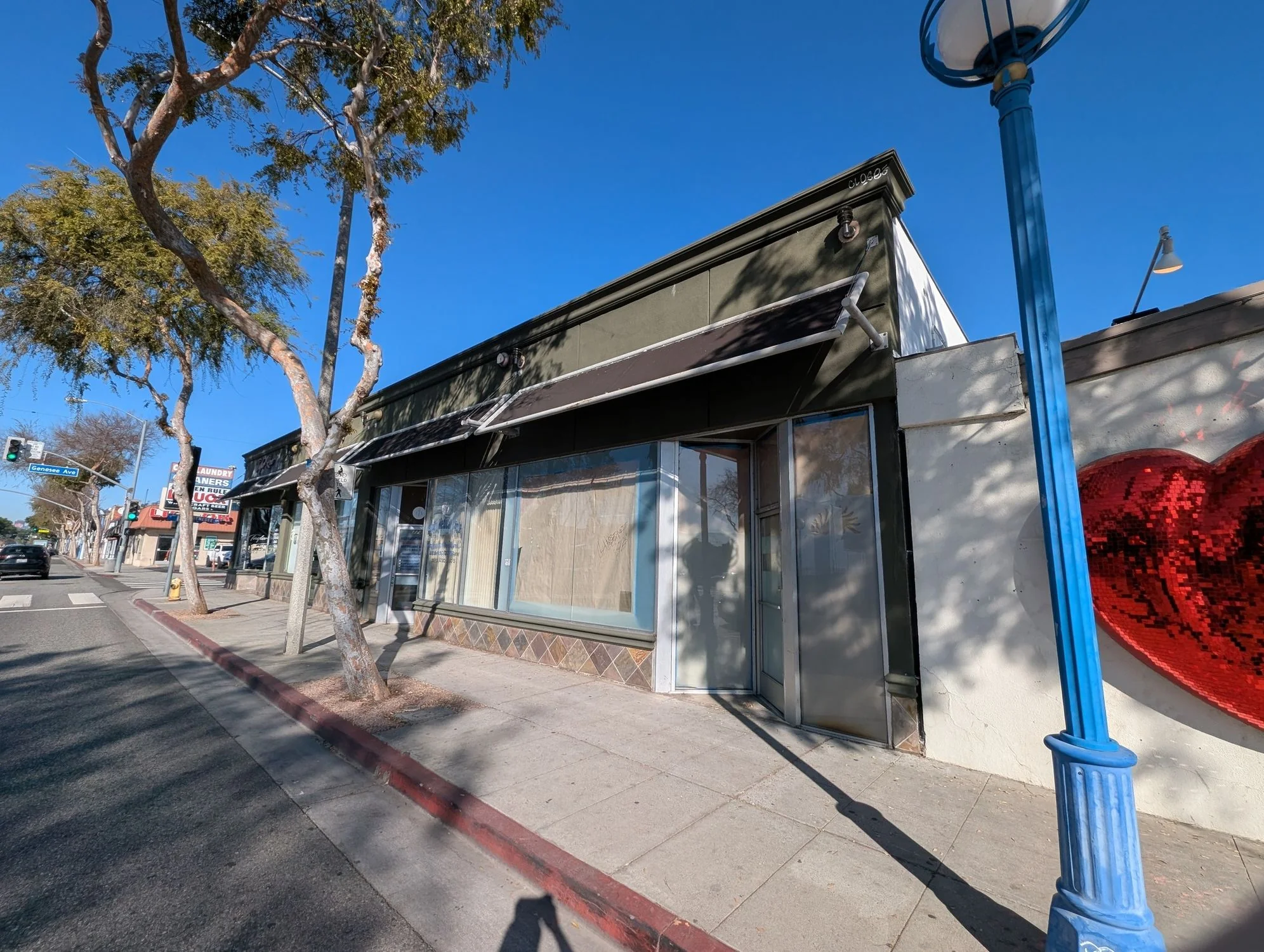 7735 Santa Monica Blvd — Lease in West Hollywood, CA, photo 3 of 5