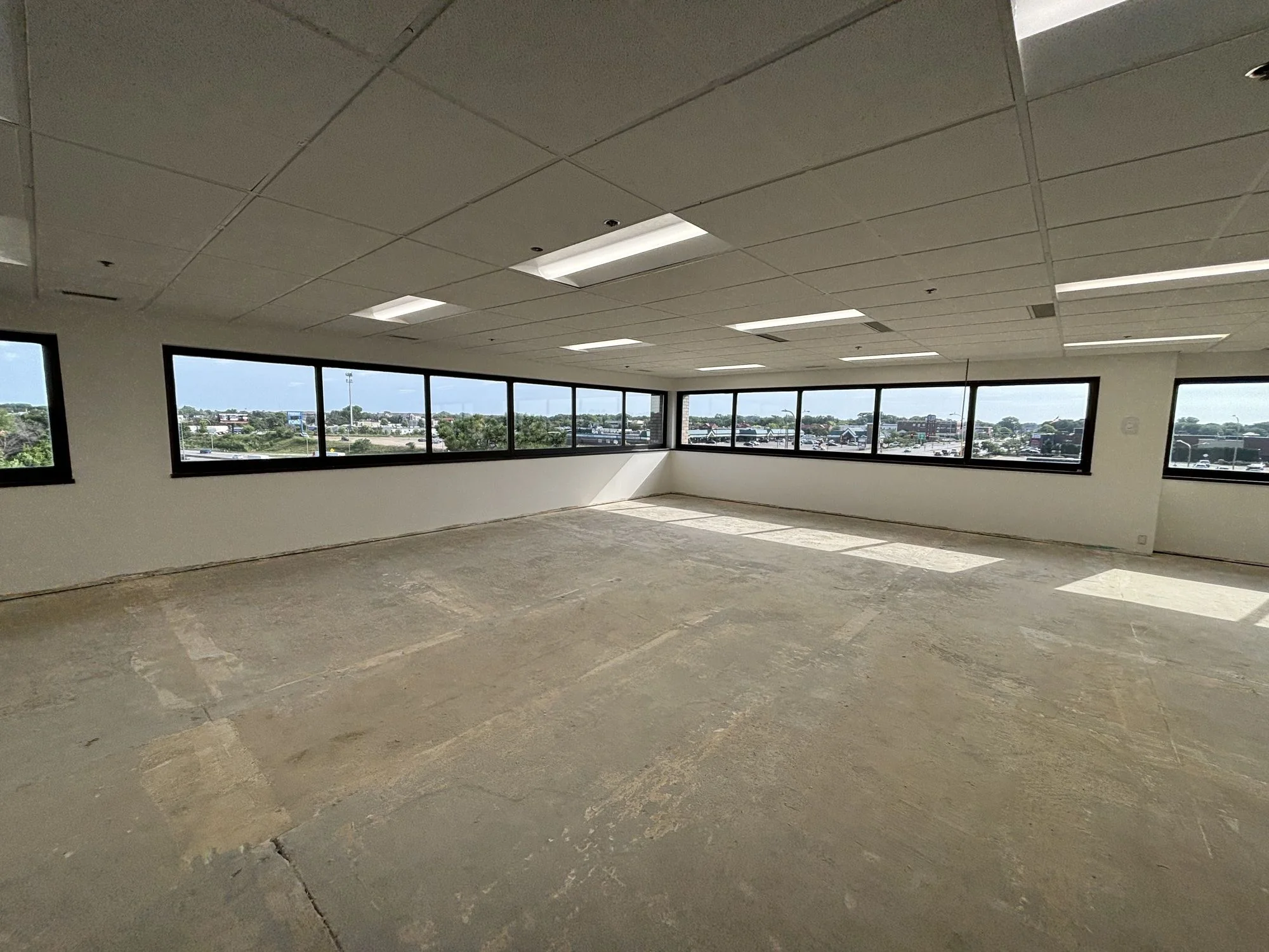 Dupont Office Center — Lease in Bloomington, MN, photo 3 of 8