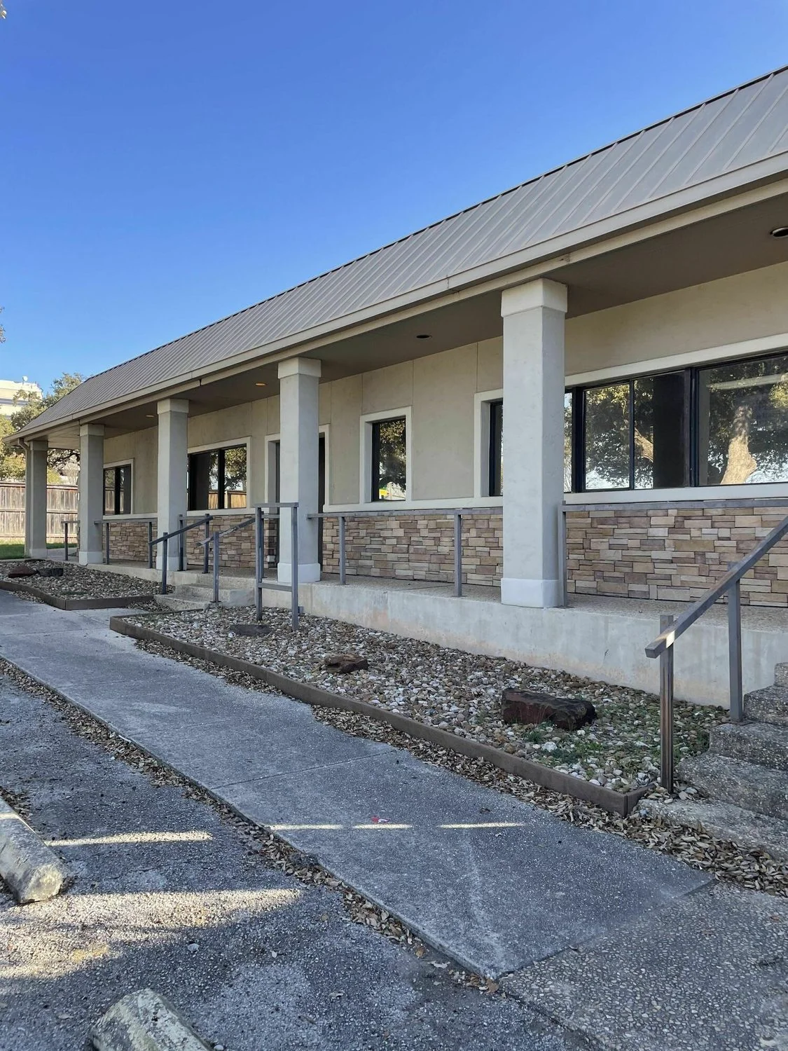 16302 San Pedro Ave — Lease in San Antonio, TX, photo 1 of 8