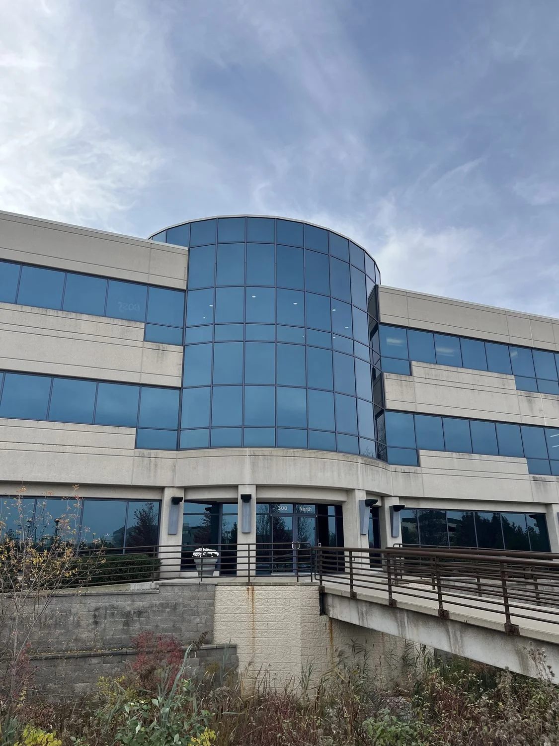 Executive Center V — Lease in Brookfield, WI, photo 2 of 5
