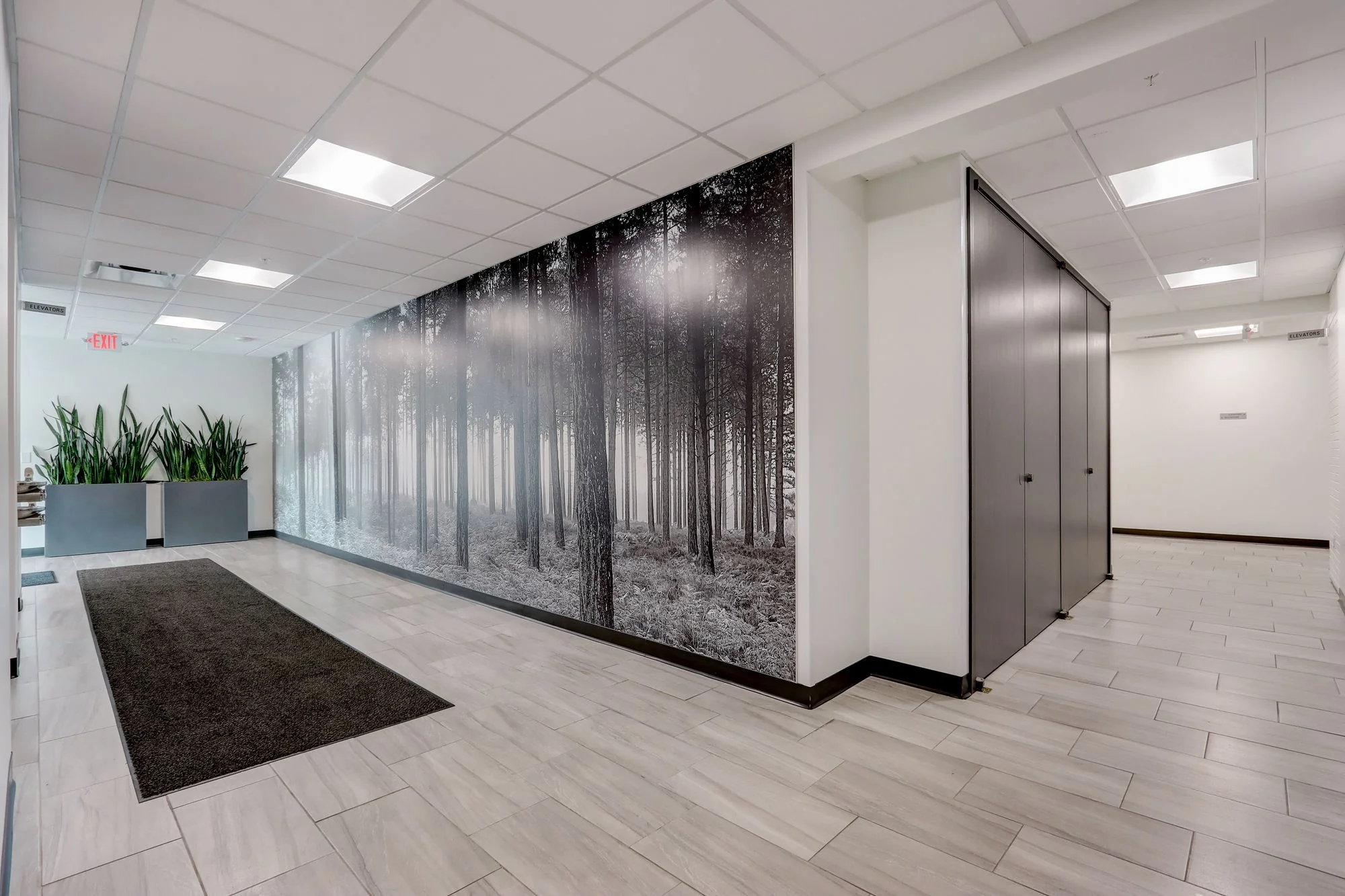 Mayfair Health Professional Building — Lease in Wauwatosa, WI, photo 4 of 4