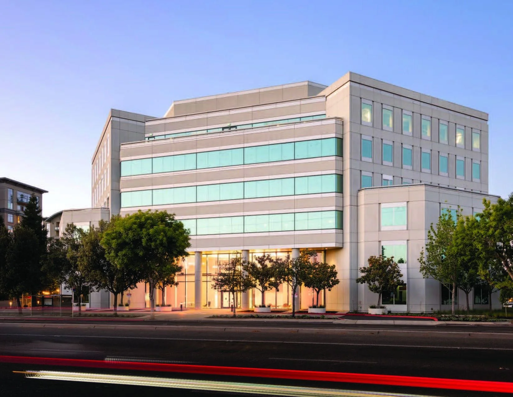 2350 W El Camino Real — Lease in Mountain View, CA, photo 1 of 1
