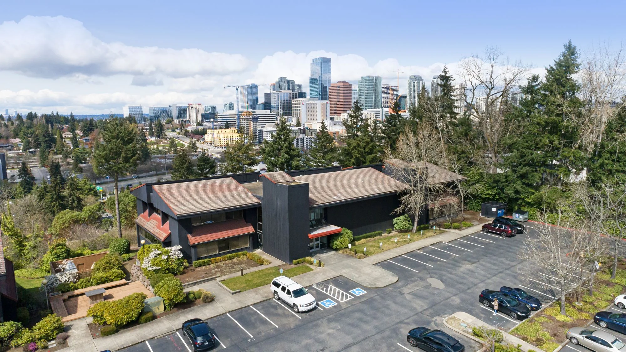 Belle-View Office Park-North Building-275 118th Ave SE — Lease in Bellevue, WA, photo 1 of 1