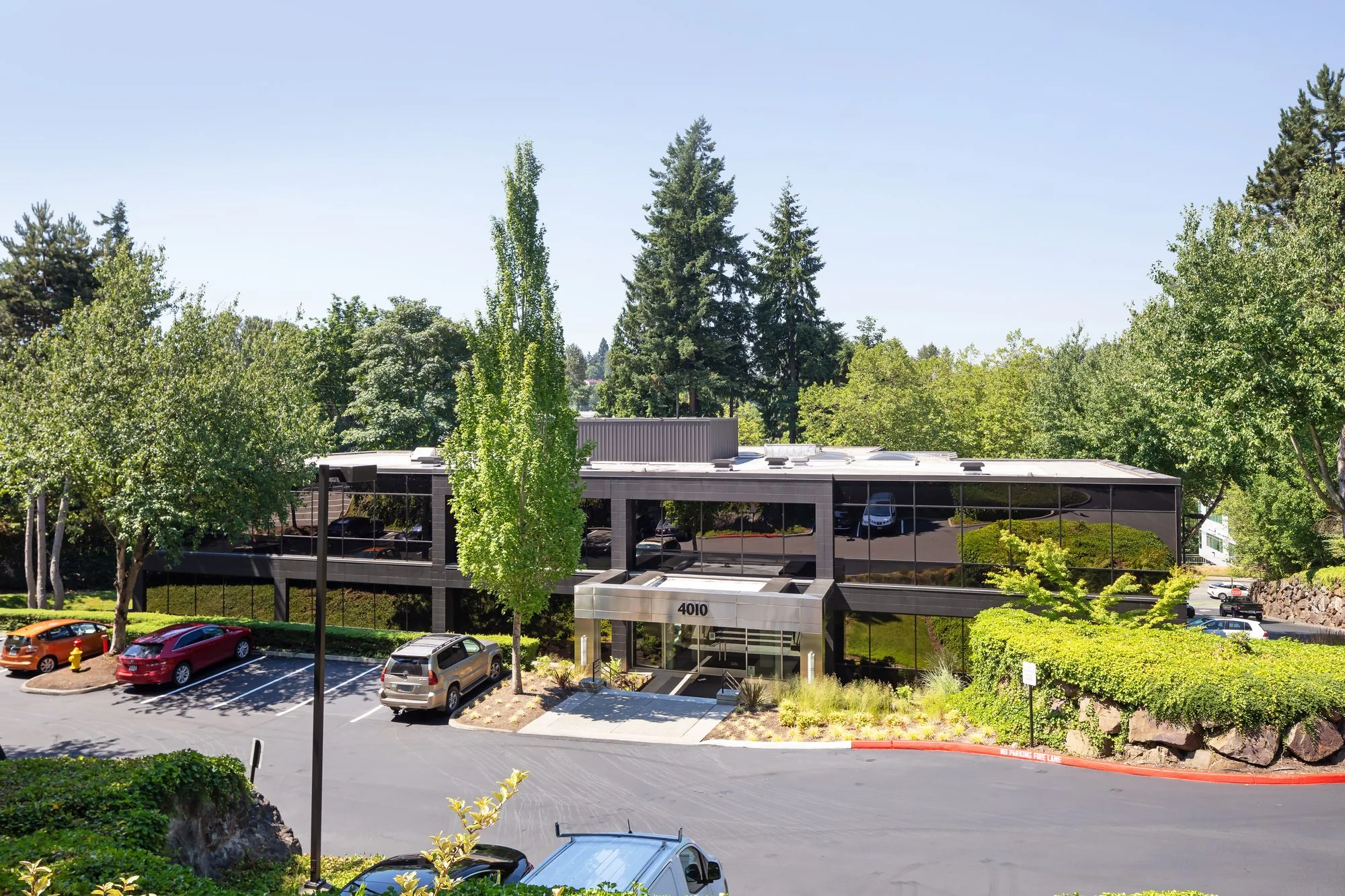 Axis Kirkland- Building 4010 — Lease in Kirkland, WA, photo 1 of 2