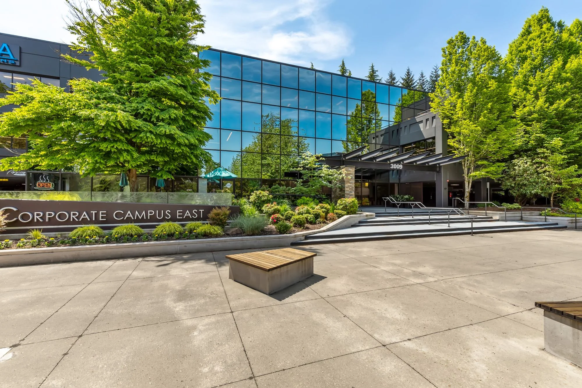 Corporate Campus East III-3009 112th Ave NE — Lease in Bellevue, WA, photo 1 of 2