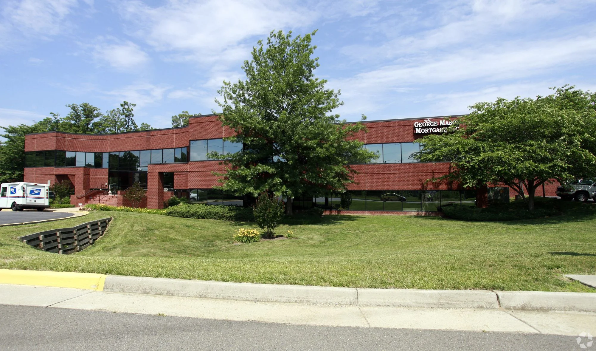 2750 Killarney Dr — Lease in Woodbridge, VA, photo 2 of 5