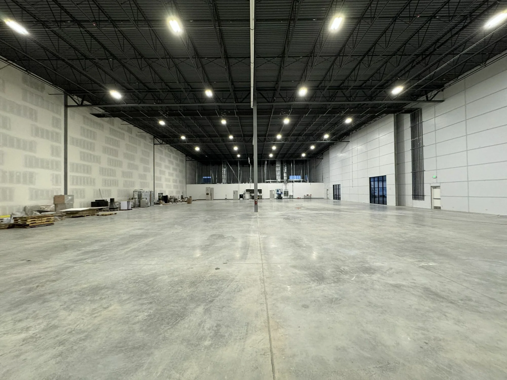 Northshore Commerce Center — Lease in Saratoga Springs, UT, photo 4 of 6