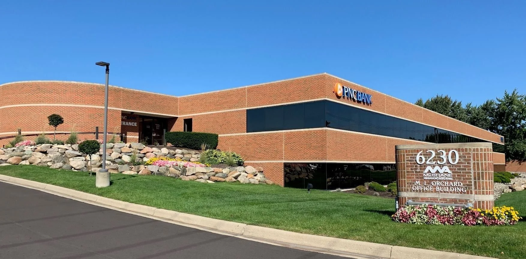ML Orchard Office Building — Lease in West Bloomfield, MI, photo 1 of 1