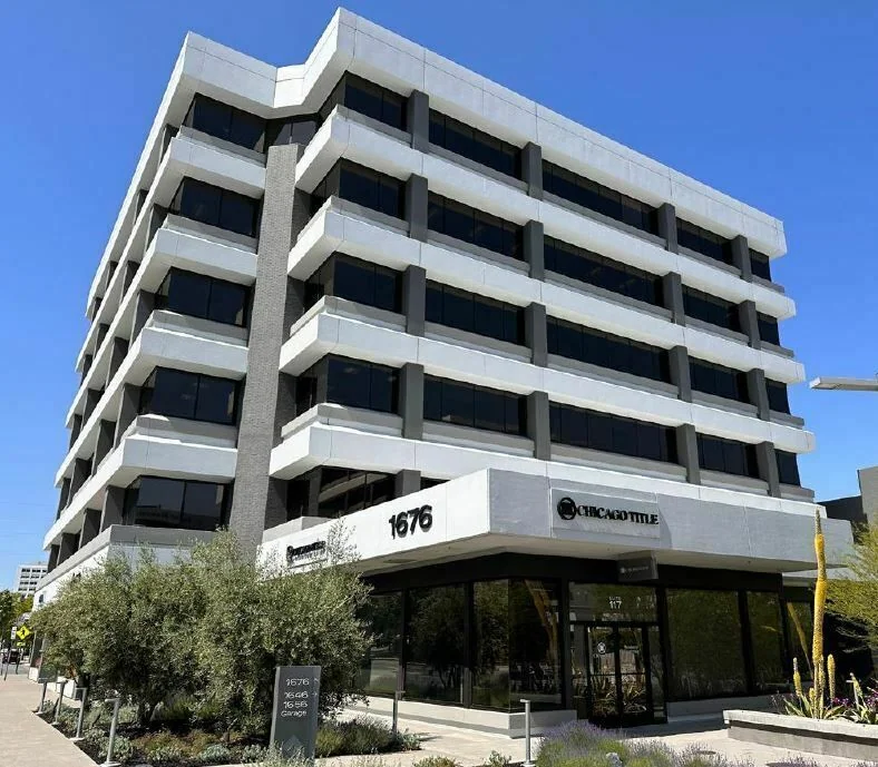 1676 N California Blvd