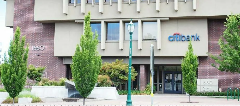 1660 Olympic Blvd — Lease in Walnut Creek, CA, photo 1 of 4