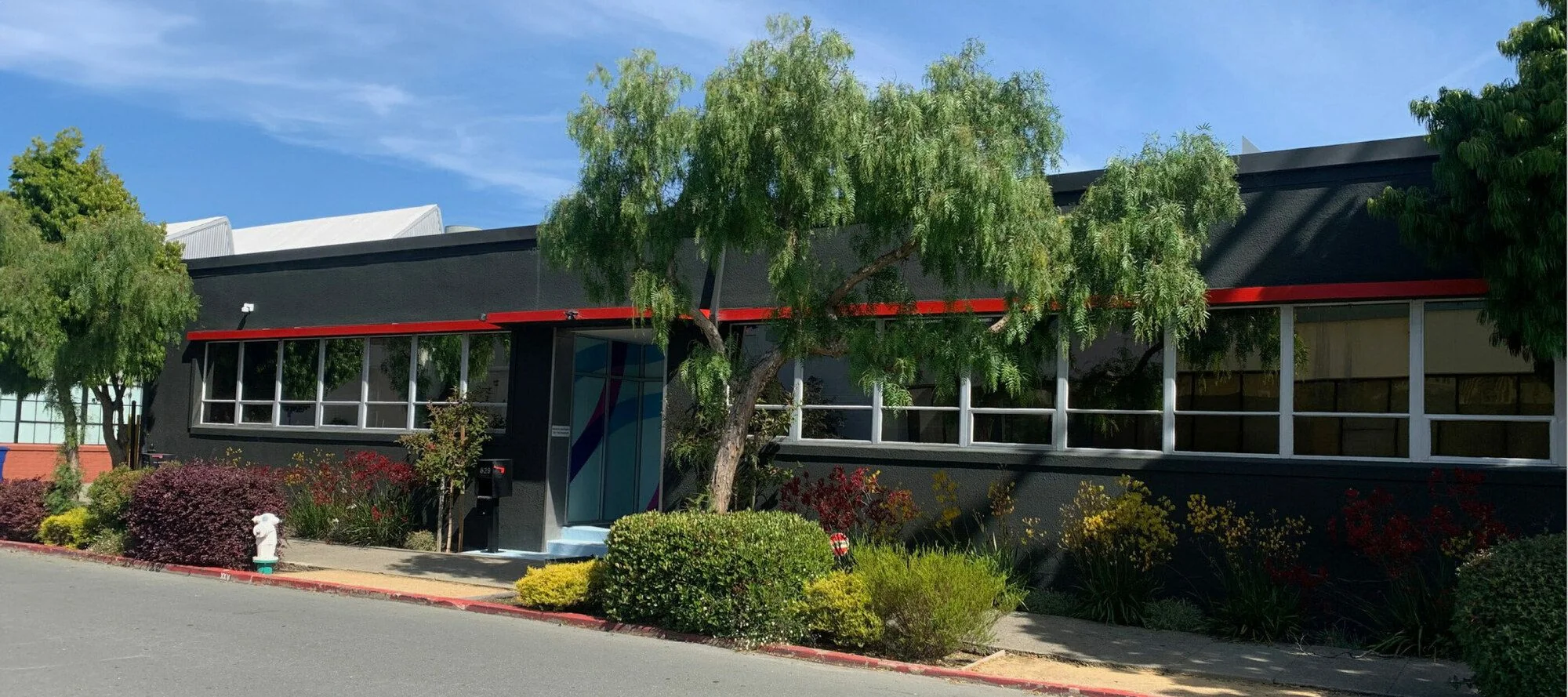 829 Heinz Avenue — Lease in Berkeley, CA, photo 1 of 2