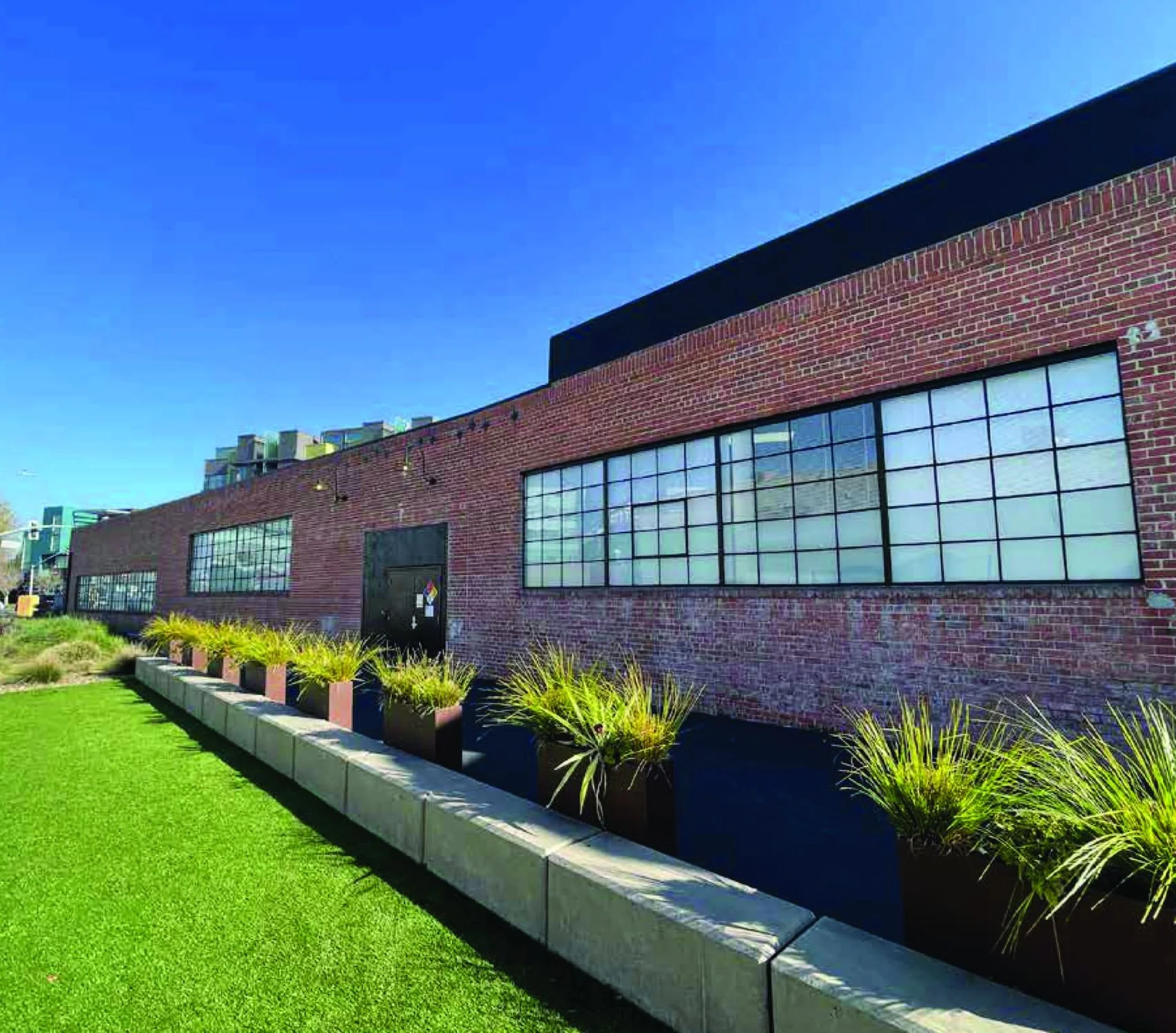 5703 Hollis Street — Lease in Emeryville, CA, photo 1 of 2