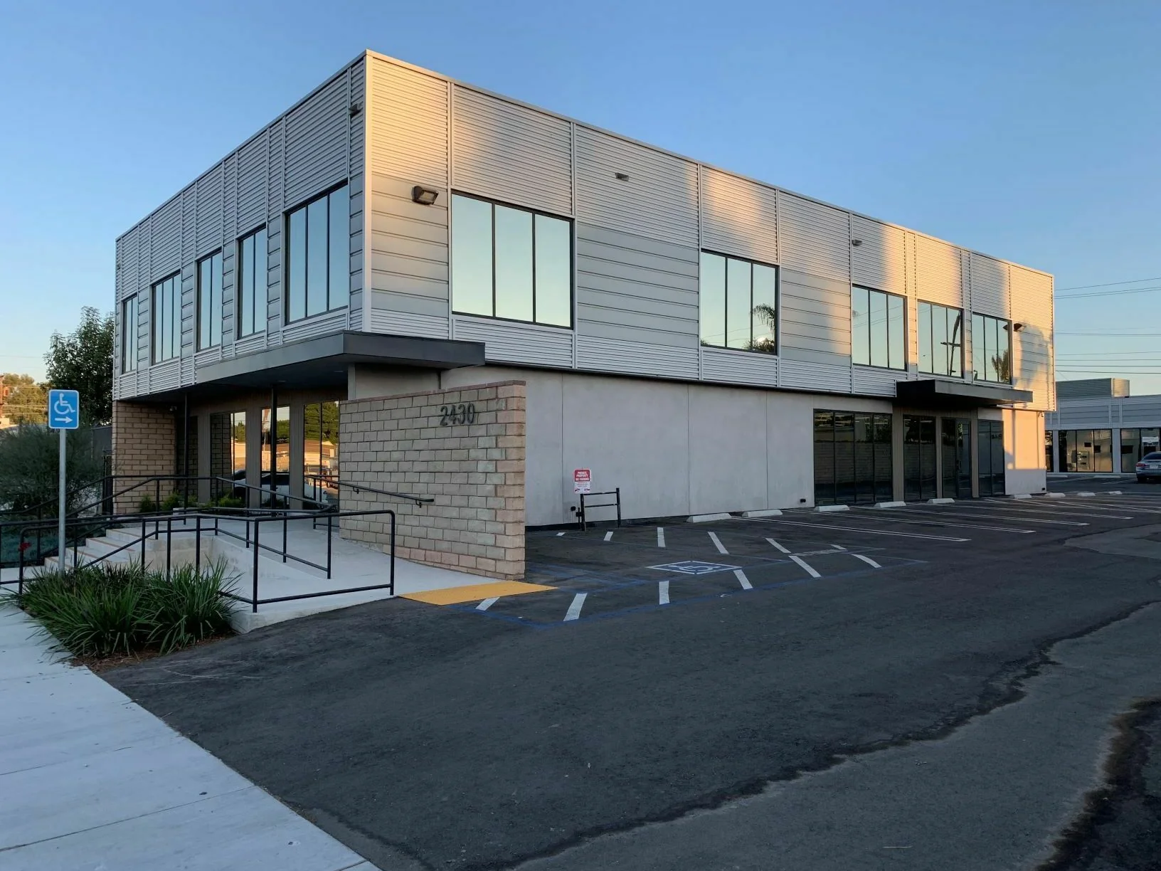 2430 Amsler St. — Lease in Torrance, CA, photo 1 of 1