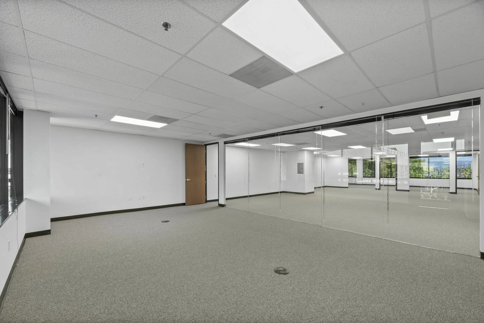 Mariner Court — Lease in Torrance, CA, photo 7 of 8
