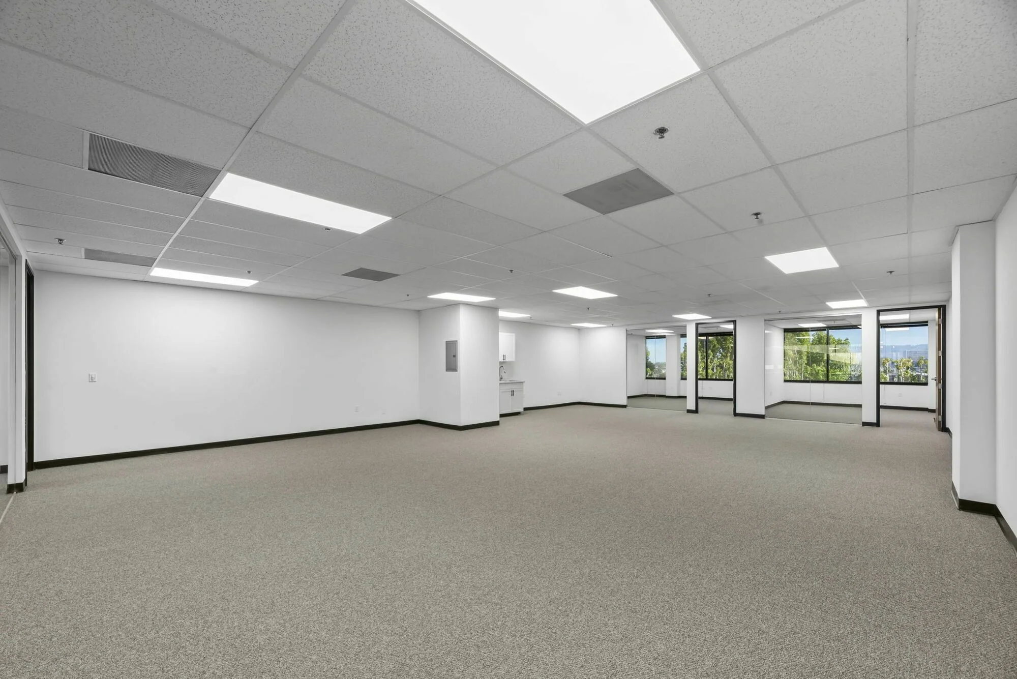 Mariner Court — Lease in Torrance, CA, photo 8 of 8