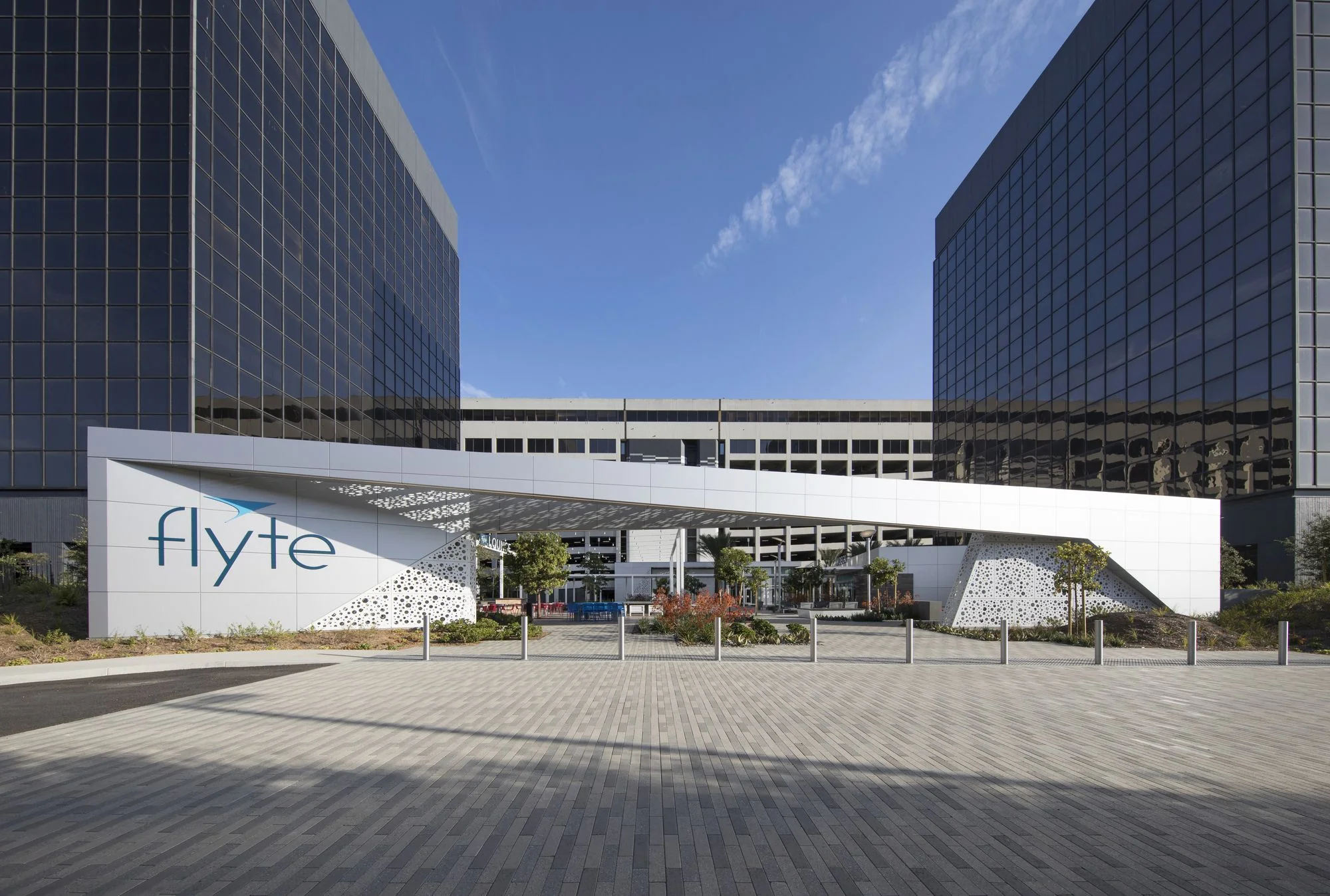 Flyte 200 — Lease in El Segundo, CA, photo 1 of 2