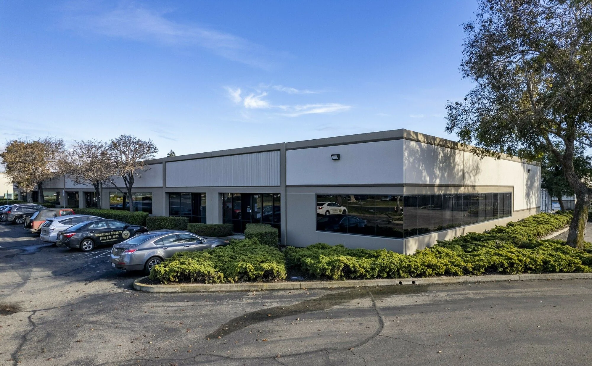 Bay Center Business Park II — Lease in Hayward, CA, photo 1 of 2