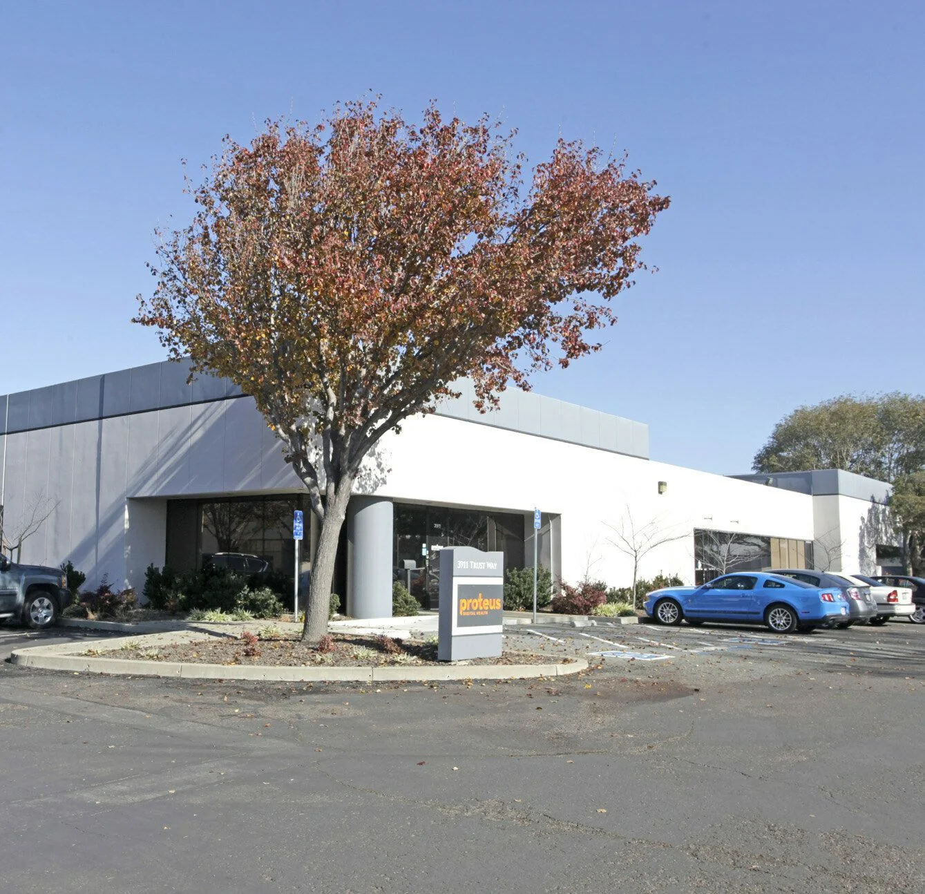 3955 Trust Way — Lease in Hayward, CA, photo 1 of 2