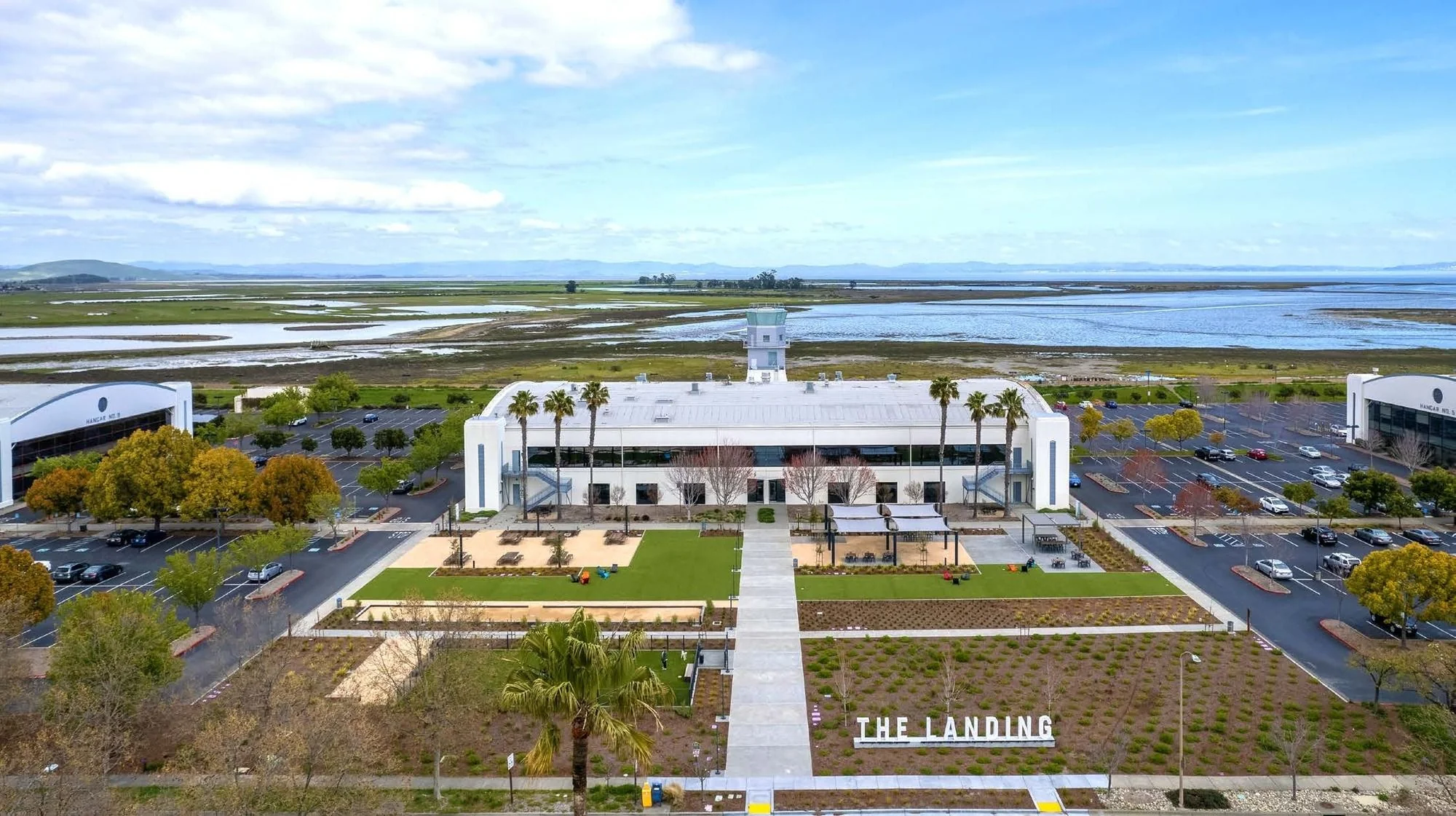 4 Hamilton Landing - Hangar 4 — Lease in Novato, CA, photo 1 of 1