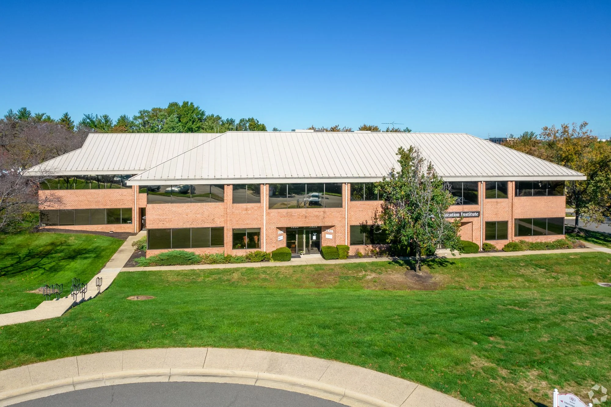 7848 Donegan Dr — Lease in Manassas, VA, photo 2 of 2