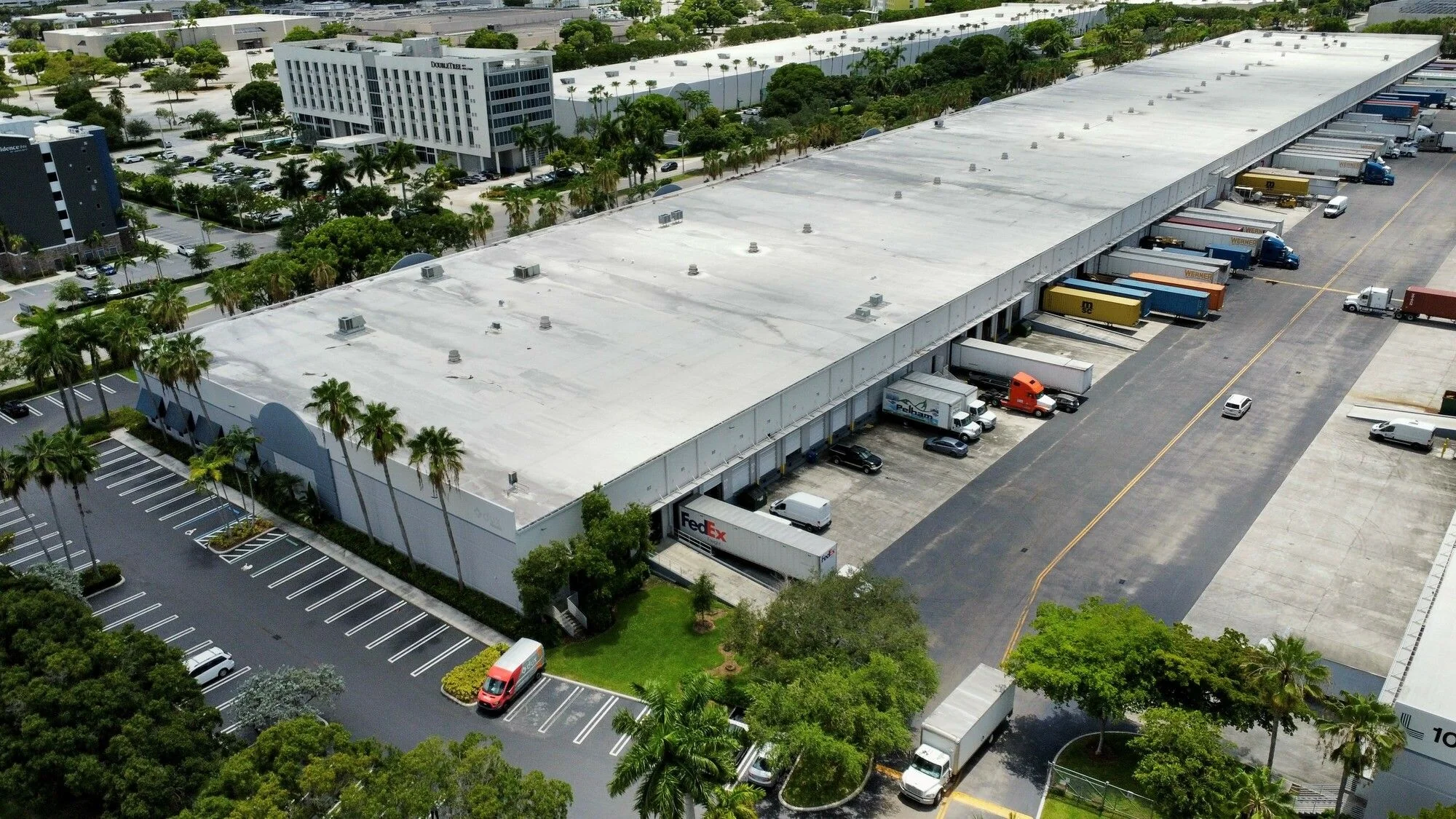 International Corporate Park 6 — Lease in Miami, FL, photo 3 of 8