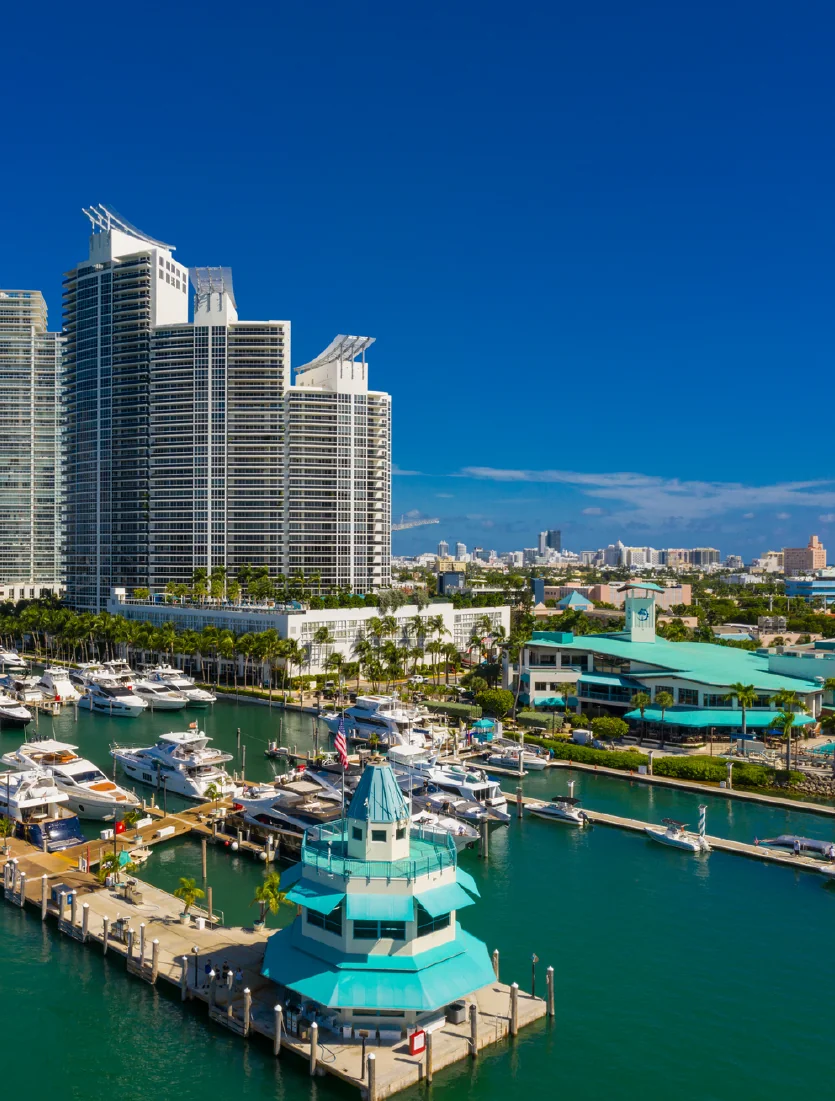 Core Building — Lease in Miami Beach, FL, photo 2 of 5