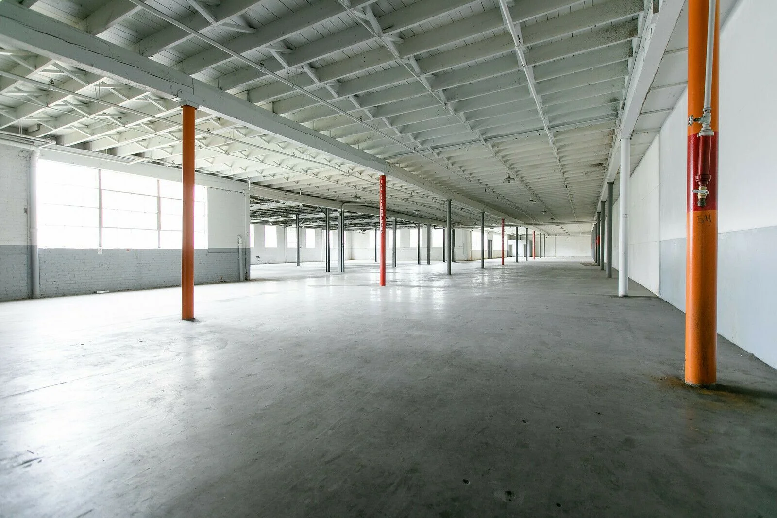 600 Hays Ave - industrial for sale in staunton, VA