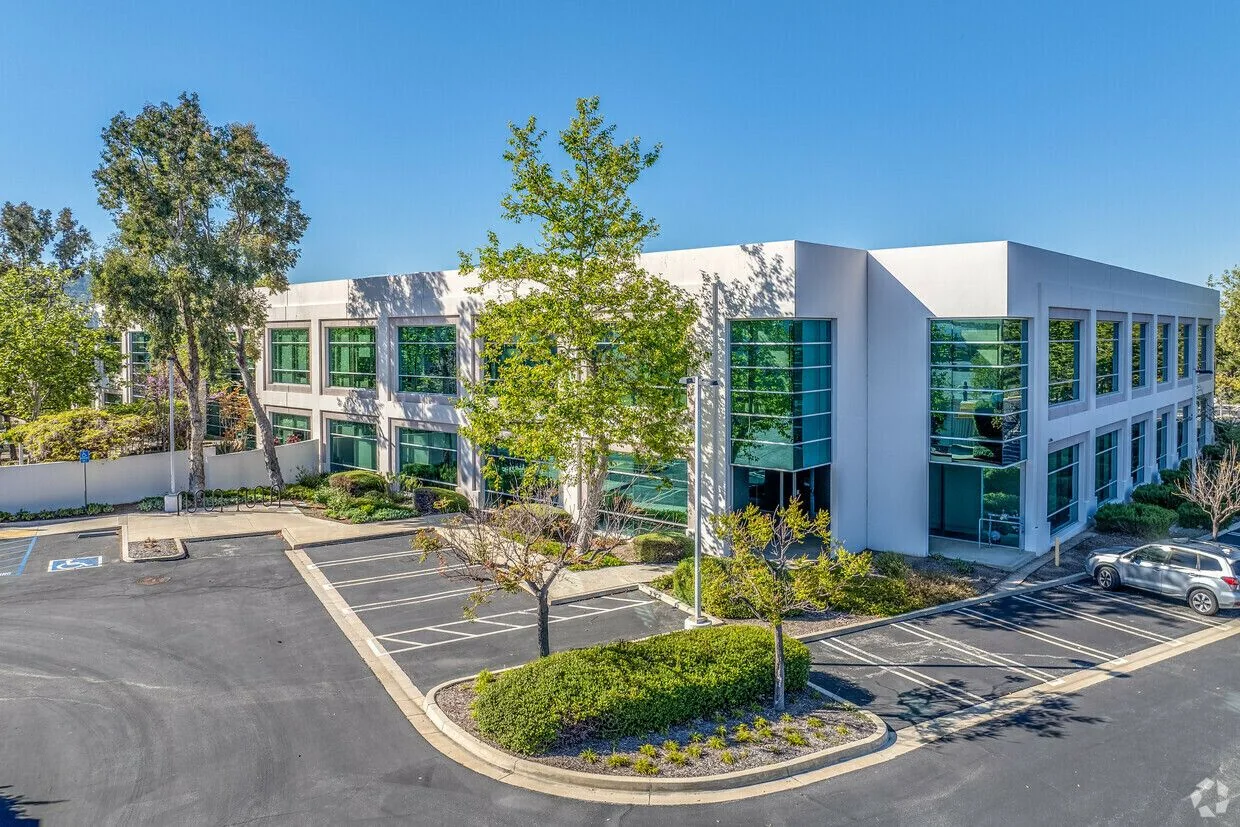 2380 Conejo Spectrum Street — Lease in Thousand Oaks, CA, photo 1 of 1