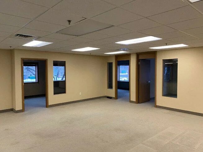 Creekview Business Center — Lease in Edina, MN, photo 3 of 8