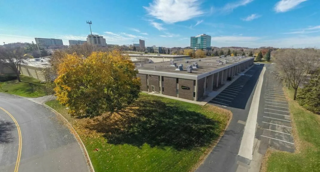 Edina Commons — Lease in Edina, MN, photo 2 of 8