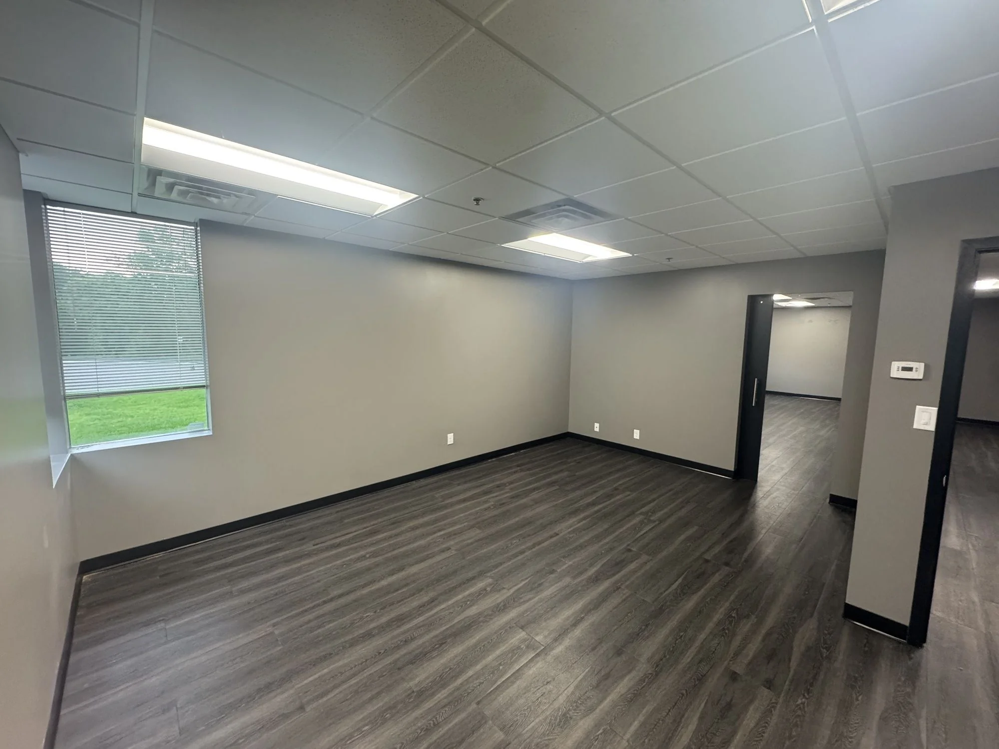 Edina Commons — Lease in Edina, MN, photo 4 of 8