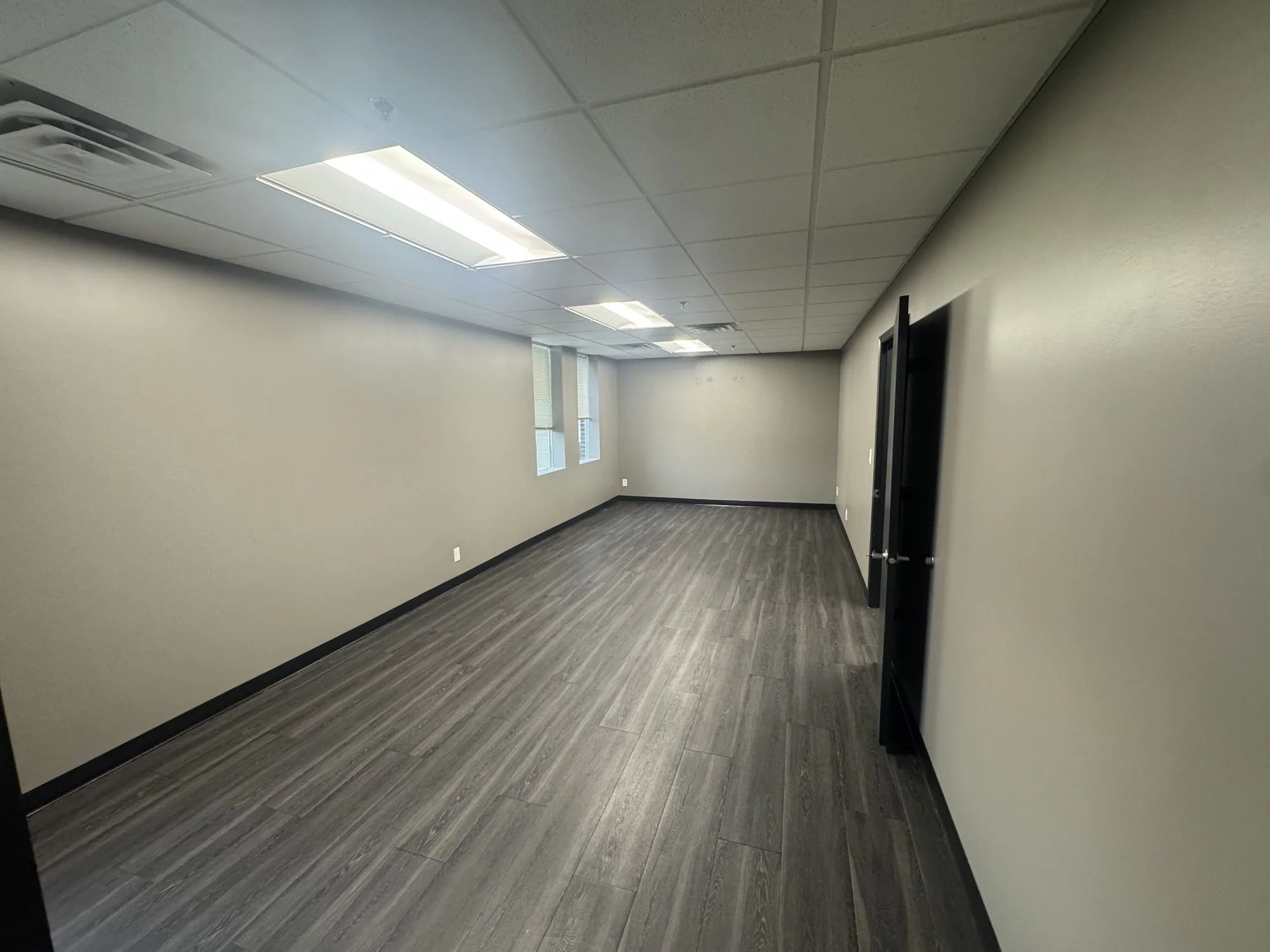 Edina Commons — Lease in Edina, MN, photo 5 of 8