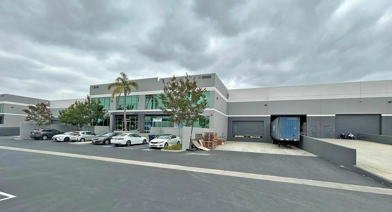 Torrance Gateway Distribution Center — Lease in Torrance, CA, photo 1 of 3