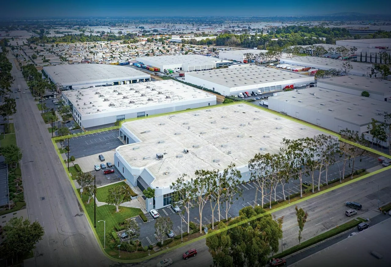 Dominguez Hills Industrial Park — Lease in Compton, CA, photo 2 of 4