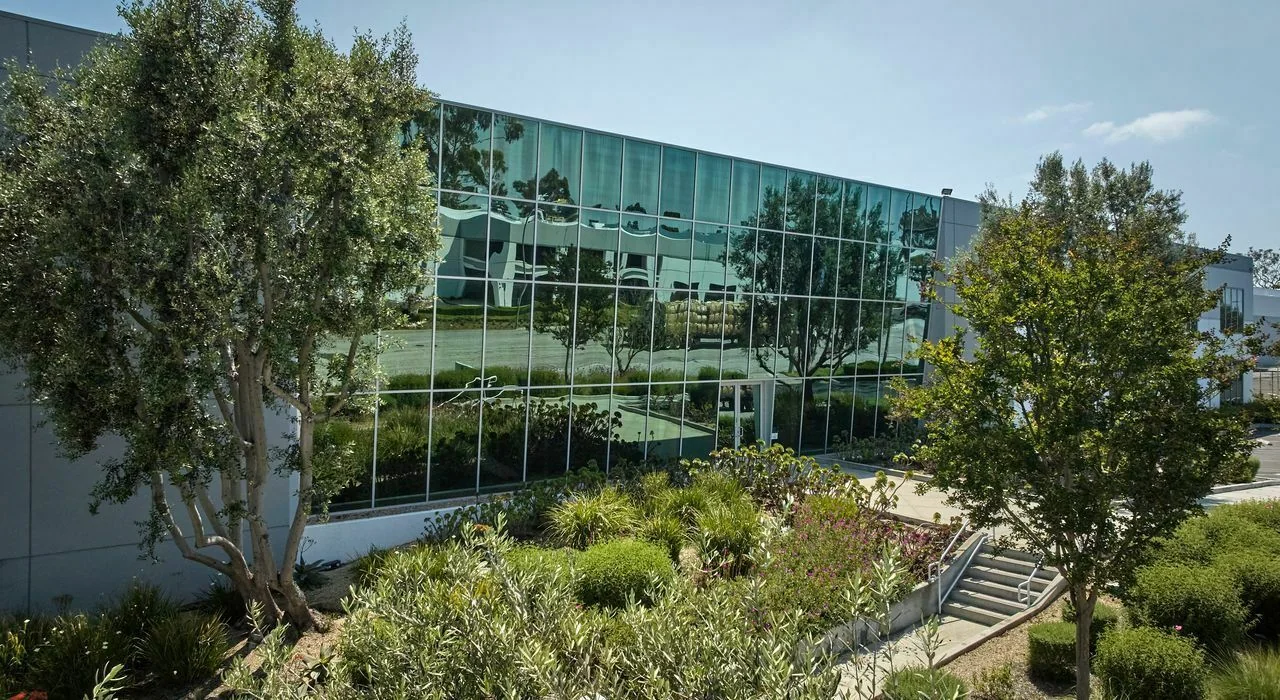 Dominguez Hills Industrial Park — Lease in Compton, CA, photo 3 of 4