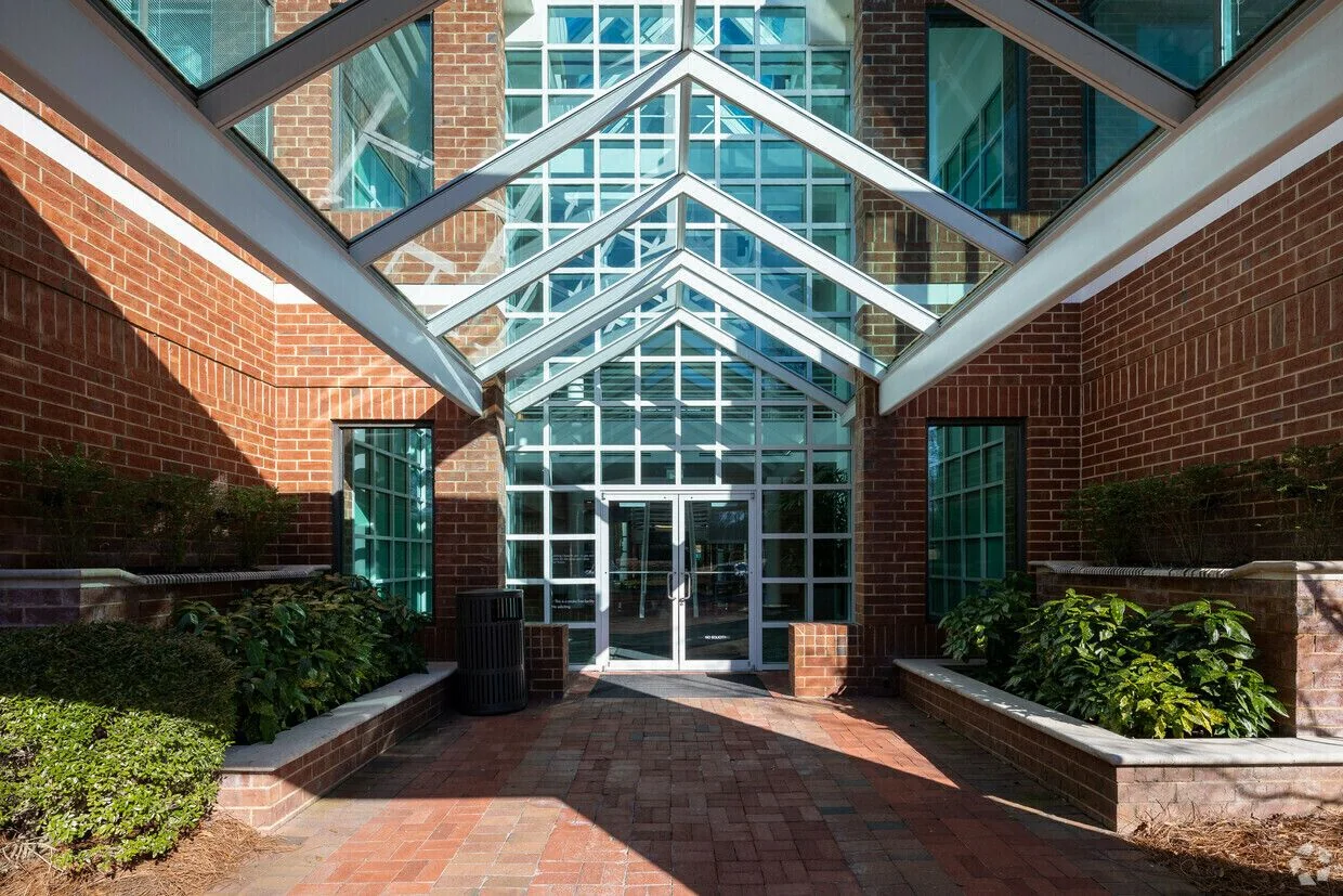 Windward Park - Windward — Lease in Alpharetta, GA, photo 2 of 8