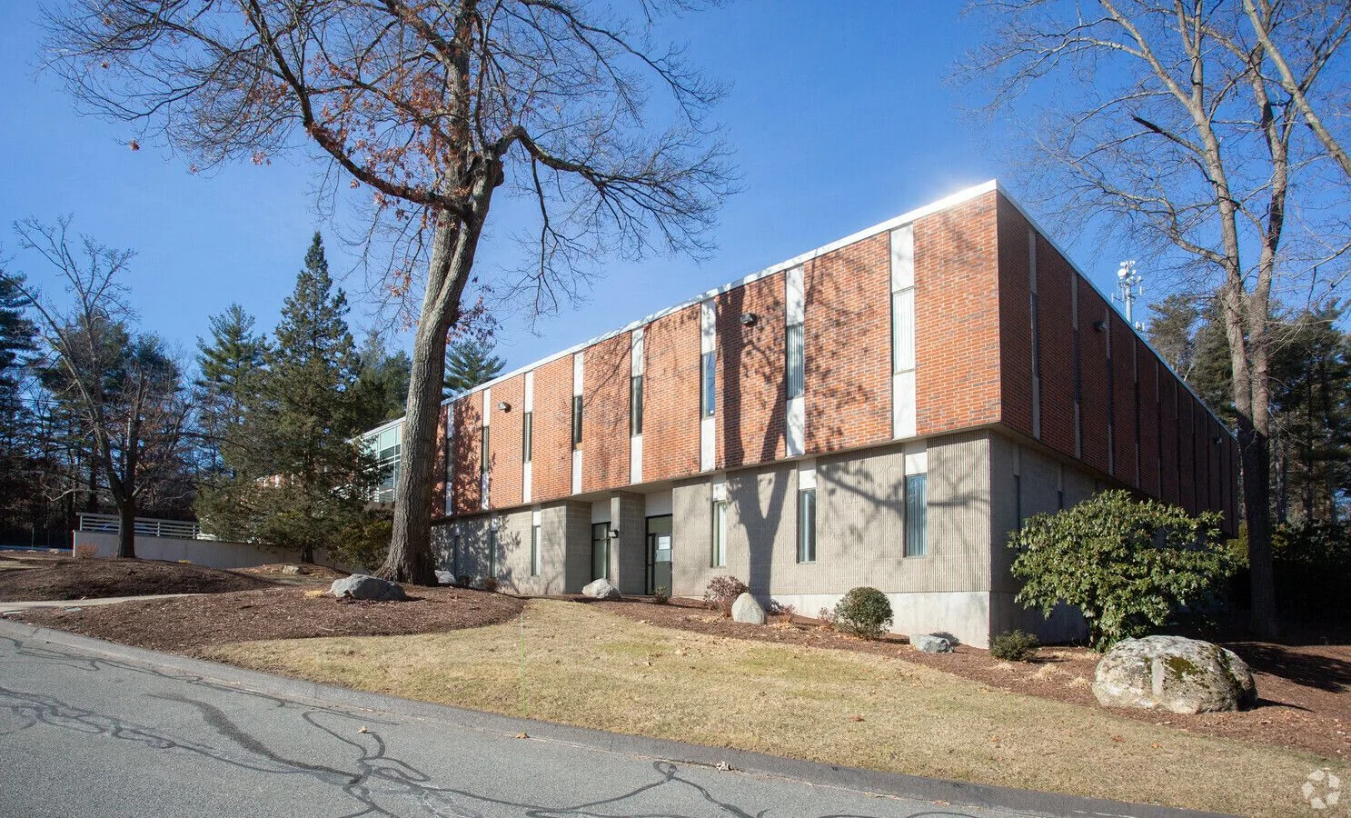 31-37 North Avenue — Lease in Burlington, MA, photo 1 of 1