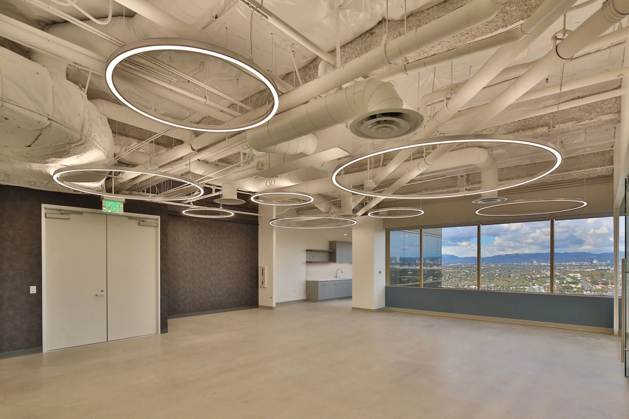 Culver Pointe — Lease in Culver City, CA, photo 8 of 8