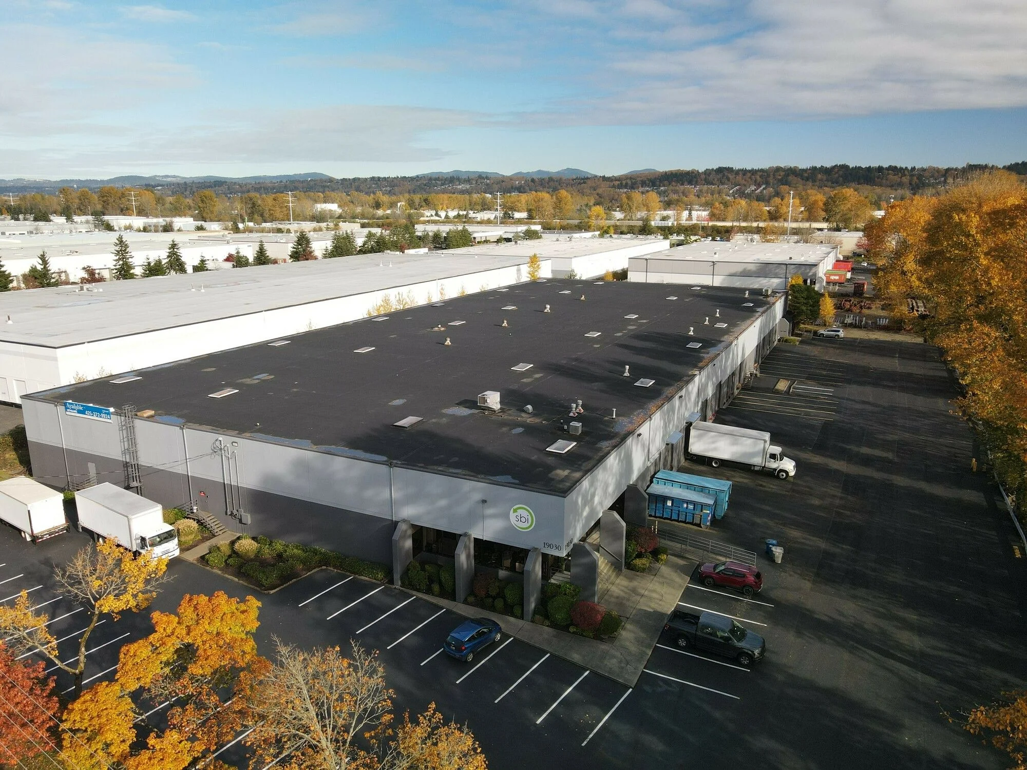 19030 West Valley Highway — Lease in Kent, WA, photo 1 of 1