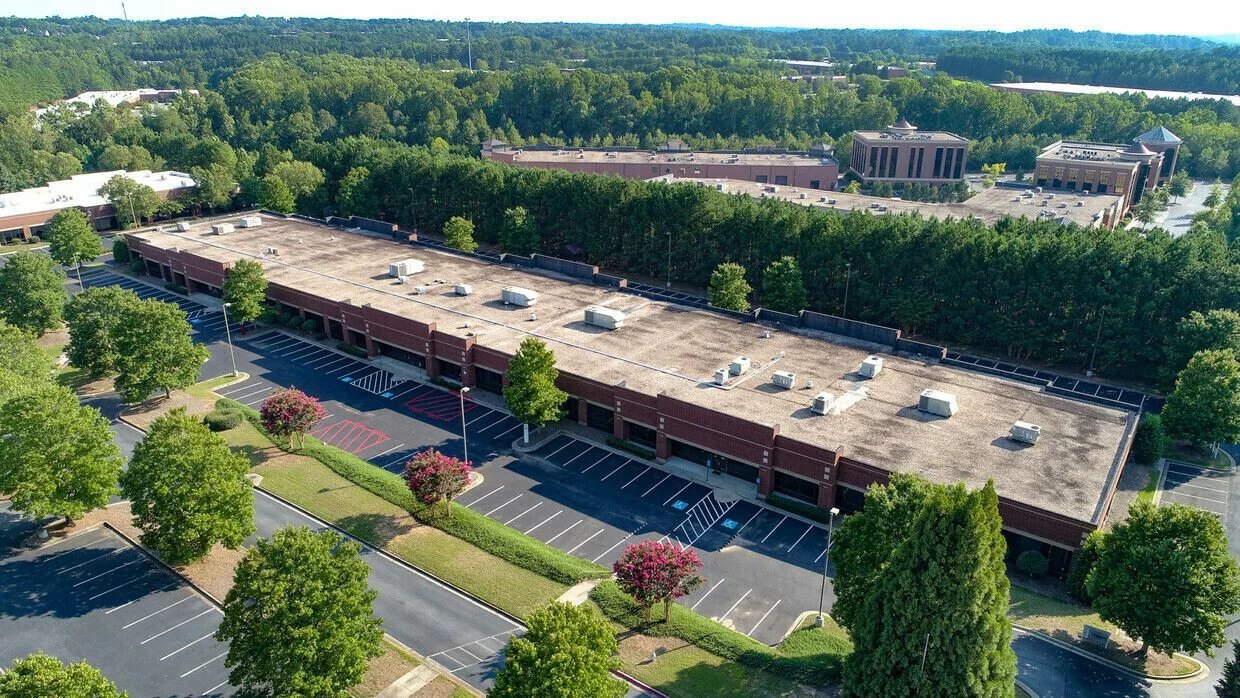 Corporate Campus - Bldg 2 - The Meadows — Lease in Alpharetta, GA, photo 1 of 8