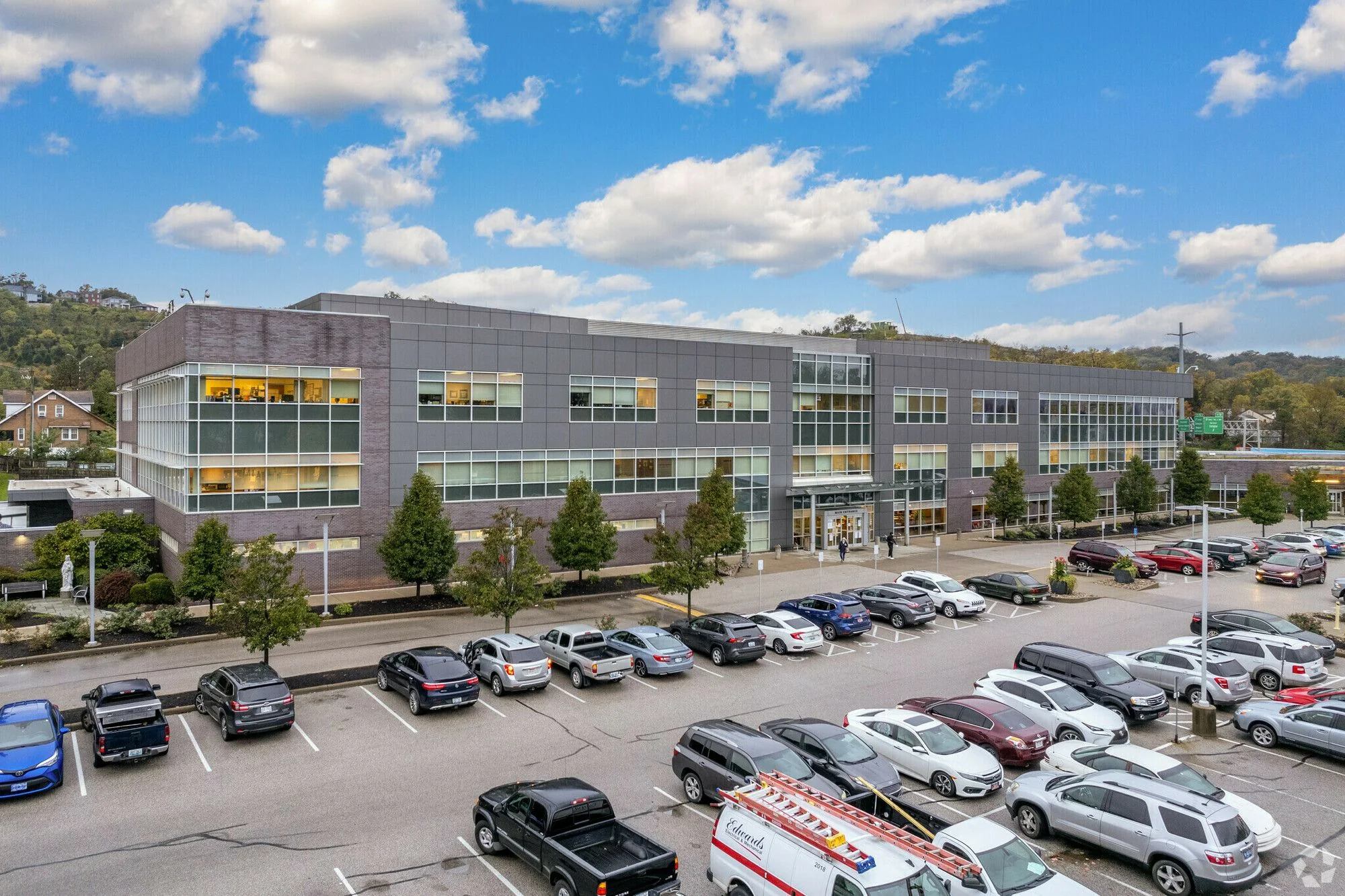 1500 James Simpson Jr Way - office for sale in covington, KY