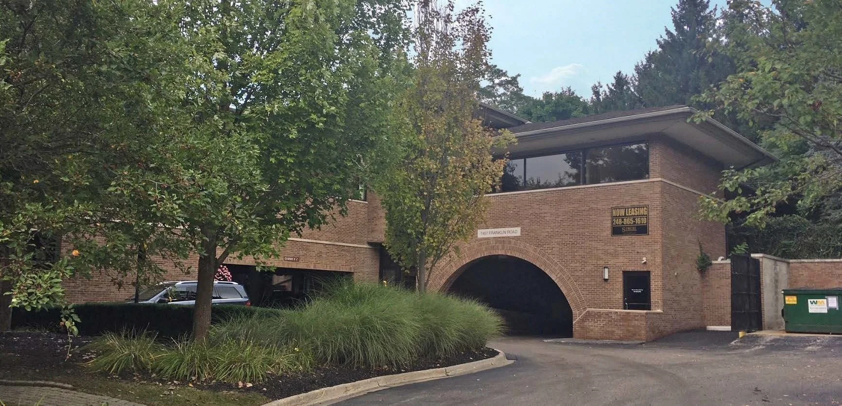 Franklin Office Centre — Lease in Bloomfield Hills, MI, photo 1 of 1