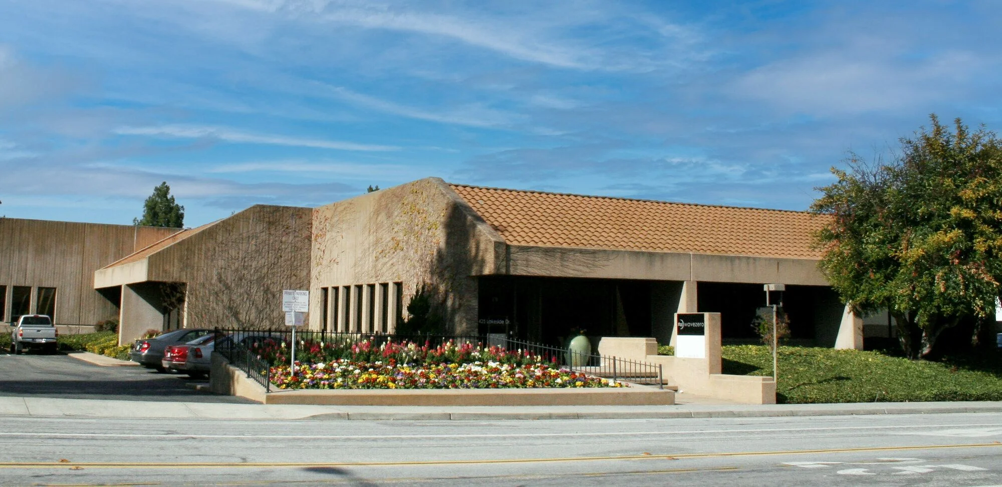 425 Lakeside Drive — Lease in Sunnyvale, CA, photo 1 of 1