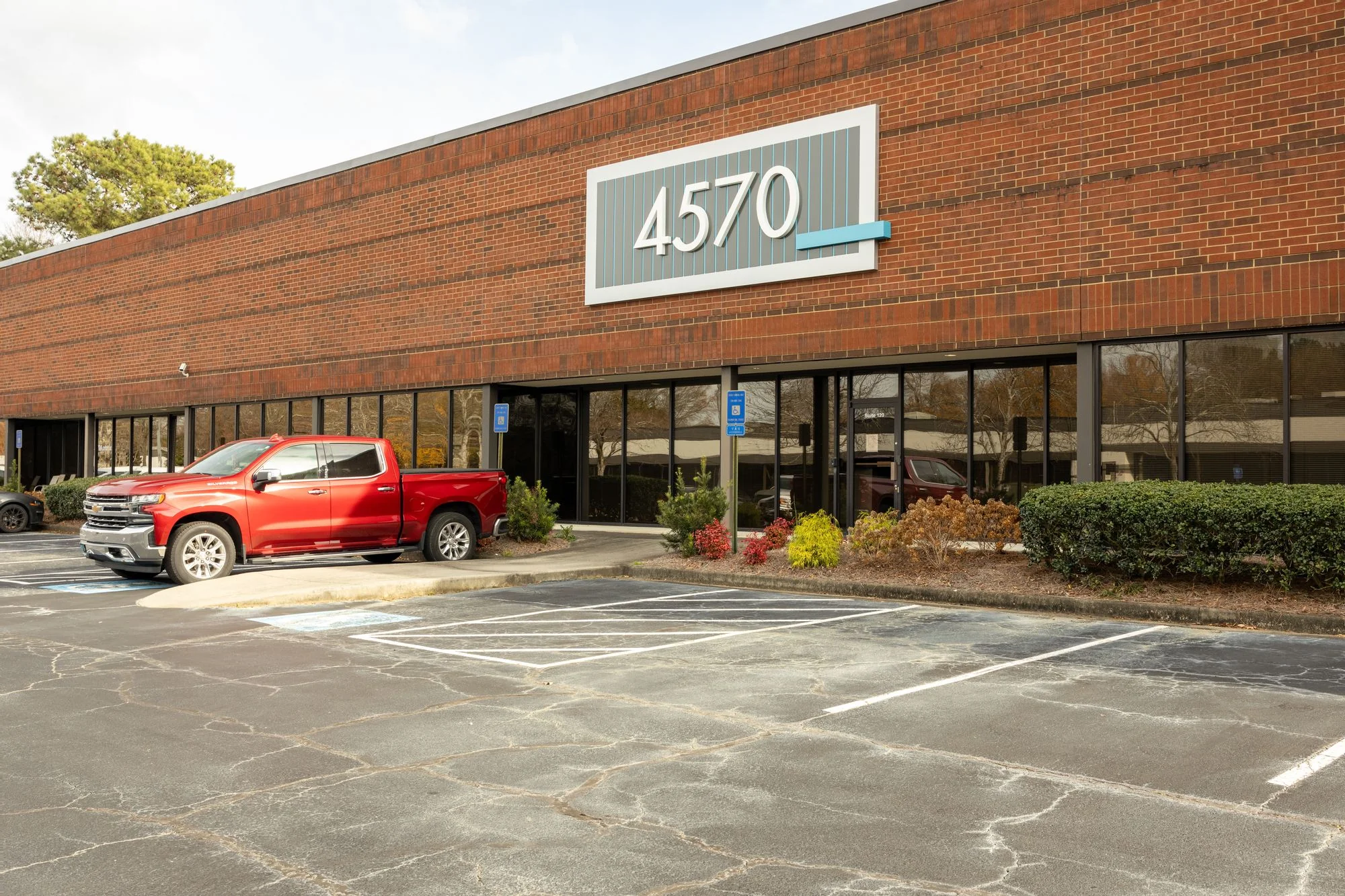 Chattahoochee Corners - 4570 River Green Pky — Lease in Duluth, GA, photo 5 of 8